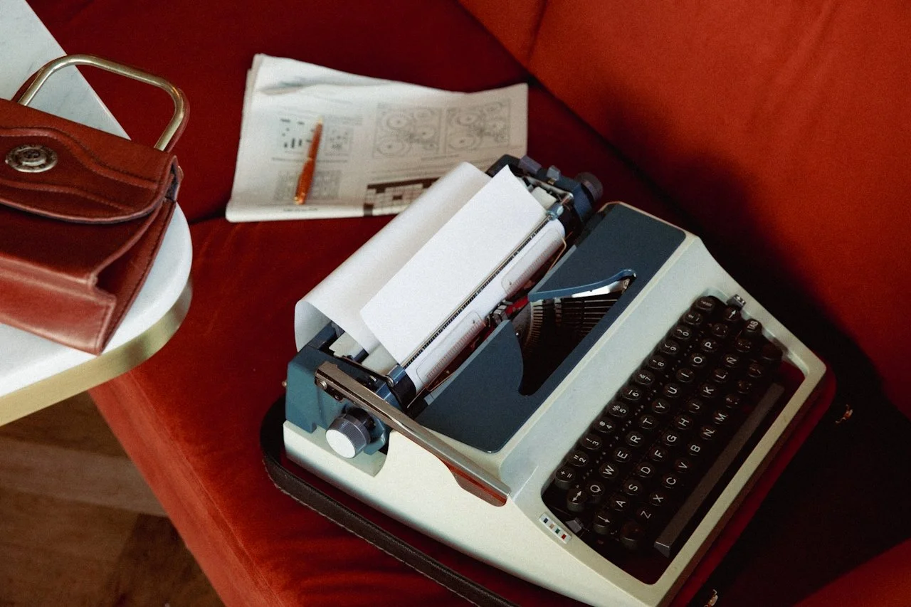 Upwork vs. Contra for Freelance Writers: Which is Better?