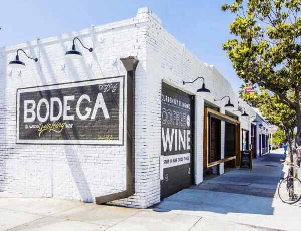 Amy-Suto-Best-Los-Angeles-Coffeeshops-Write-Screenplay-Living-in-LA-Bodega-Santa-Monica